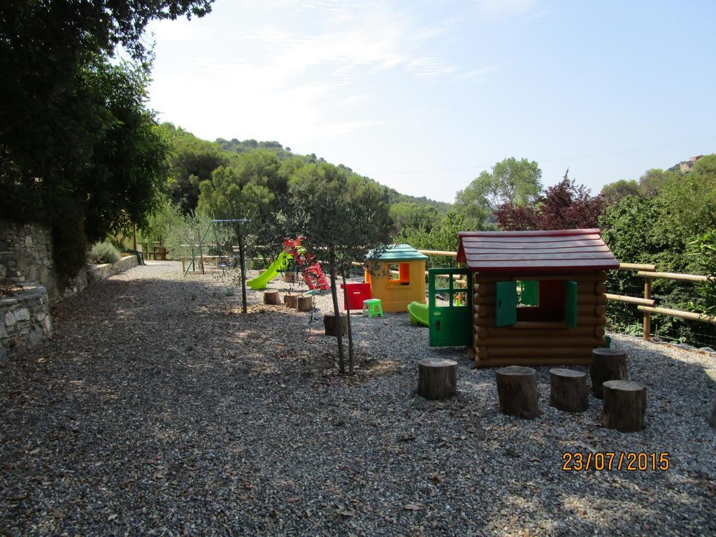 Agriturismo Rio Castello Andora Luaran gambar